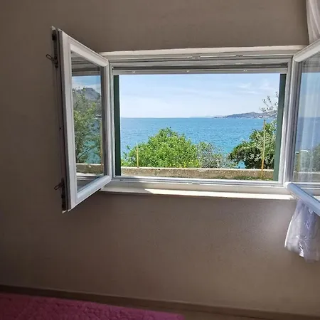 Nera St - Two-bedroom With Sea View Apartmán Omiš