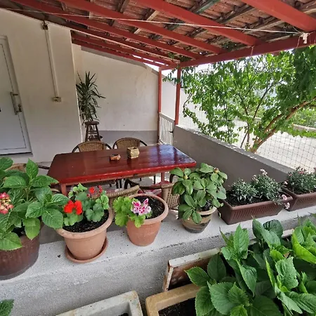 Nera St - Two-bedroom With Sea View Apartmán *